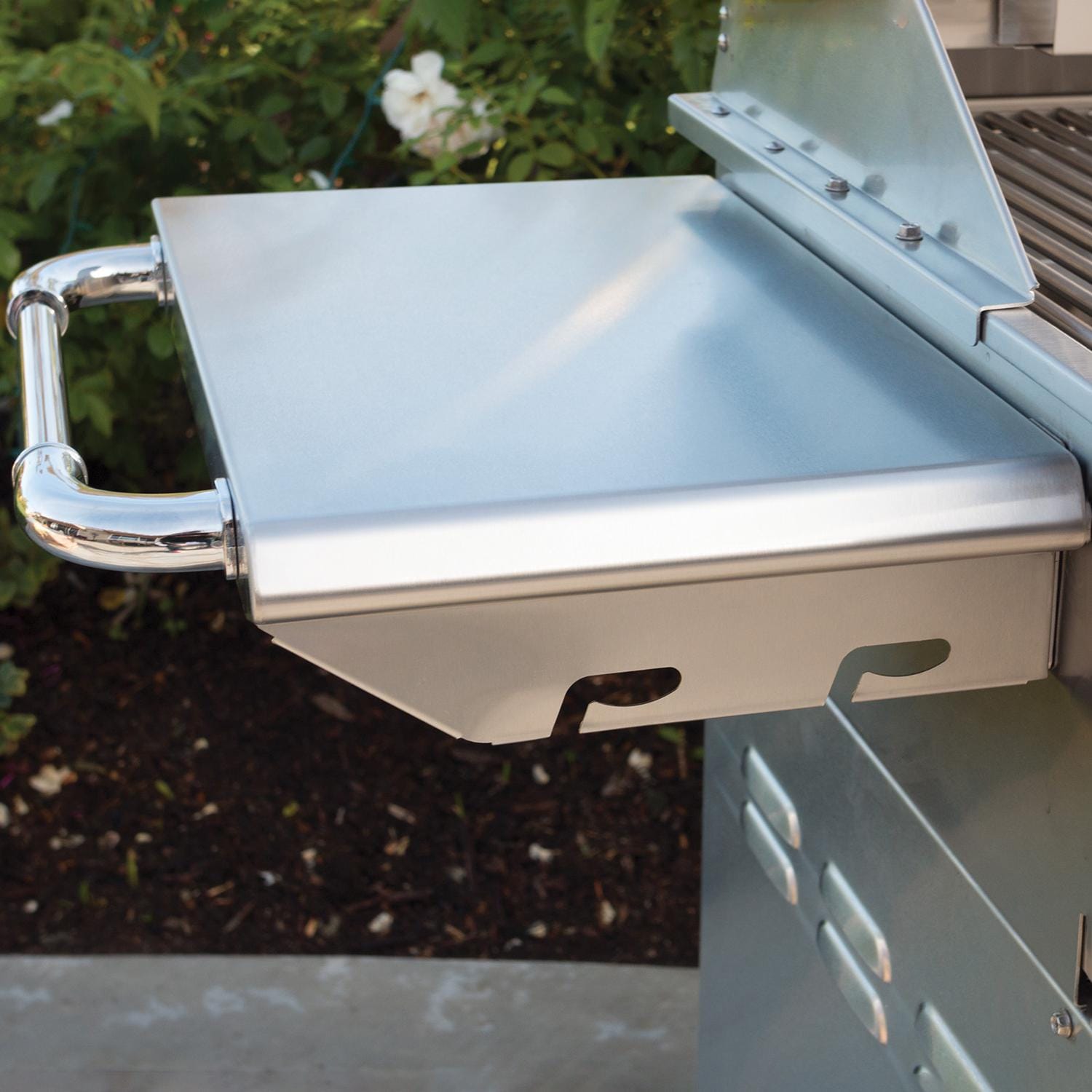 Bull Brahma 38″ — 5-Burner Premium Freestanding Gas Grill Cart with Infrared Rotisserie