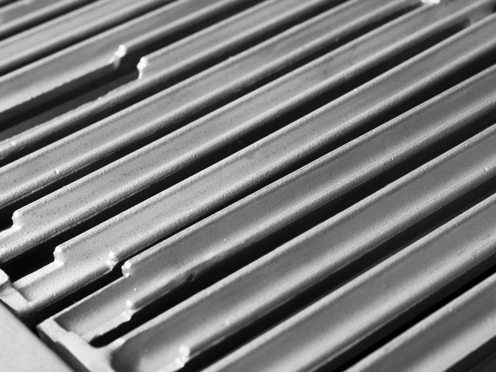 Broil King Imperial Outdoor Kitchen Island with 5-Burner Grill, Rotisserie, Side Burner & Refrigerator