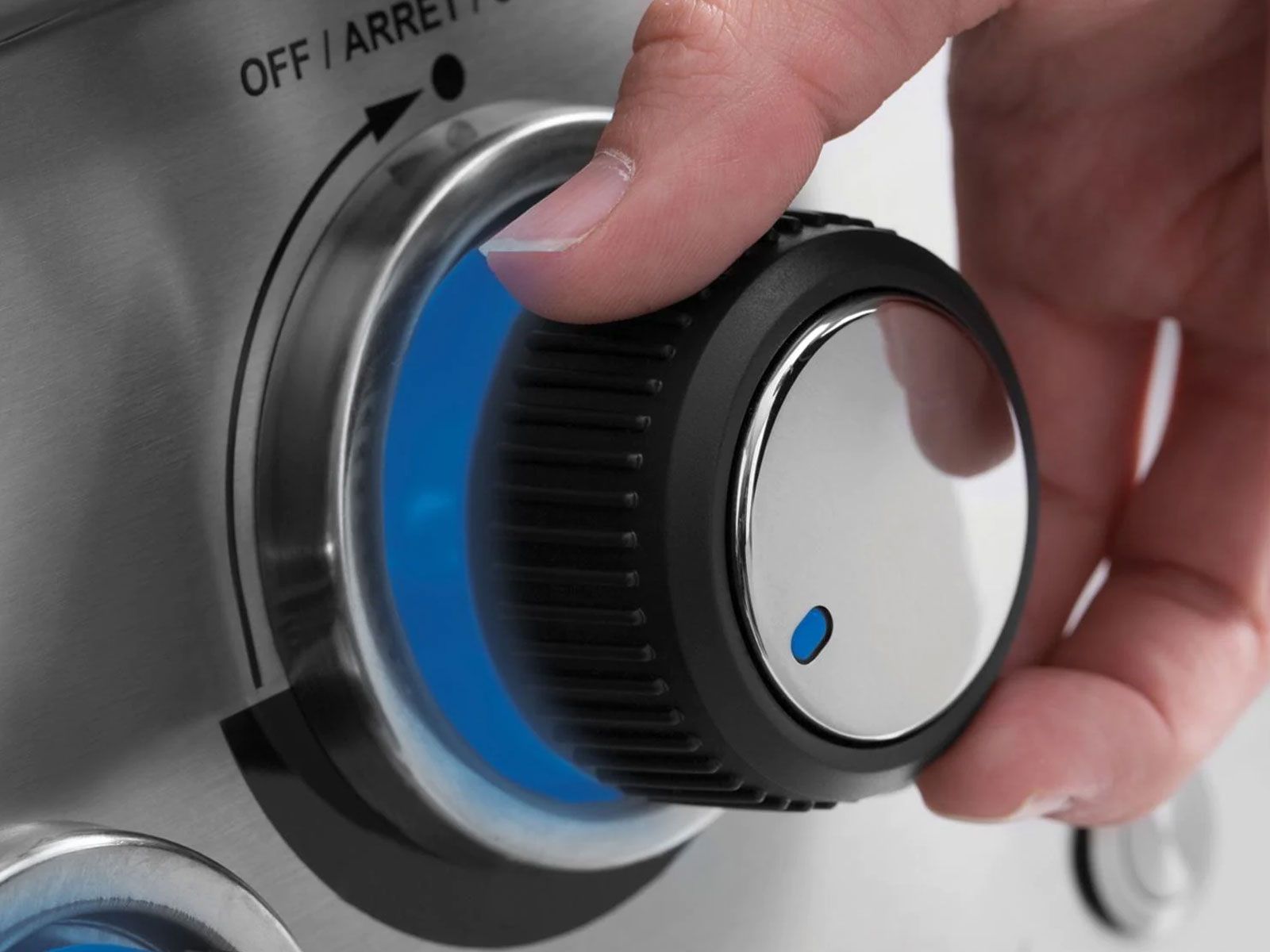 Broil King Imperial 750 Pro 6-Burner Outdoor Kitchen Island