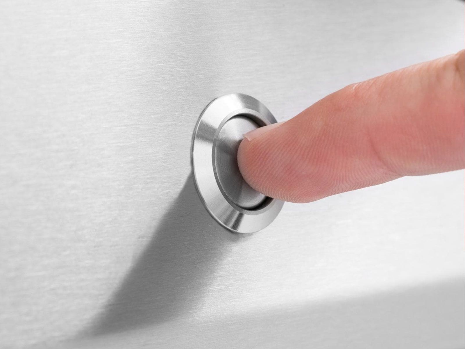 Broil King Imperial S 590i Outdoor Kitchen Island — 70″ × 111″ Freestanding Grill Island with Refrigerator & Spice Cabinet