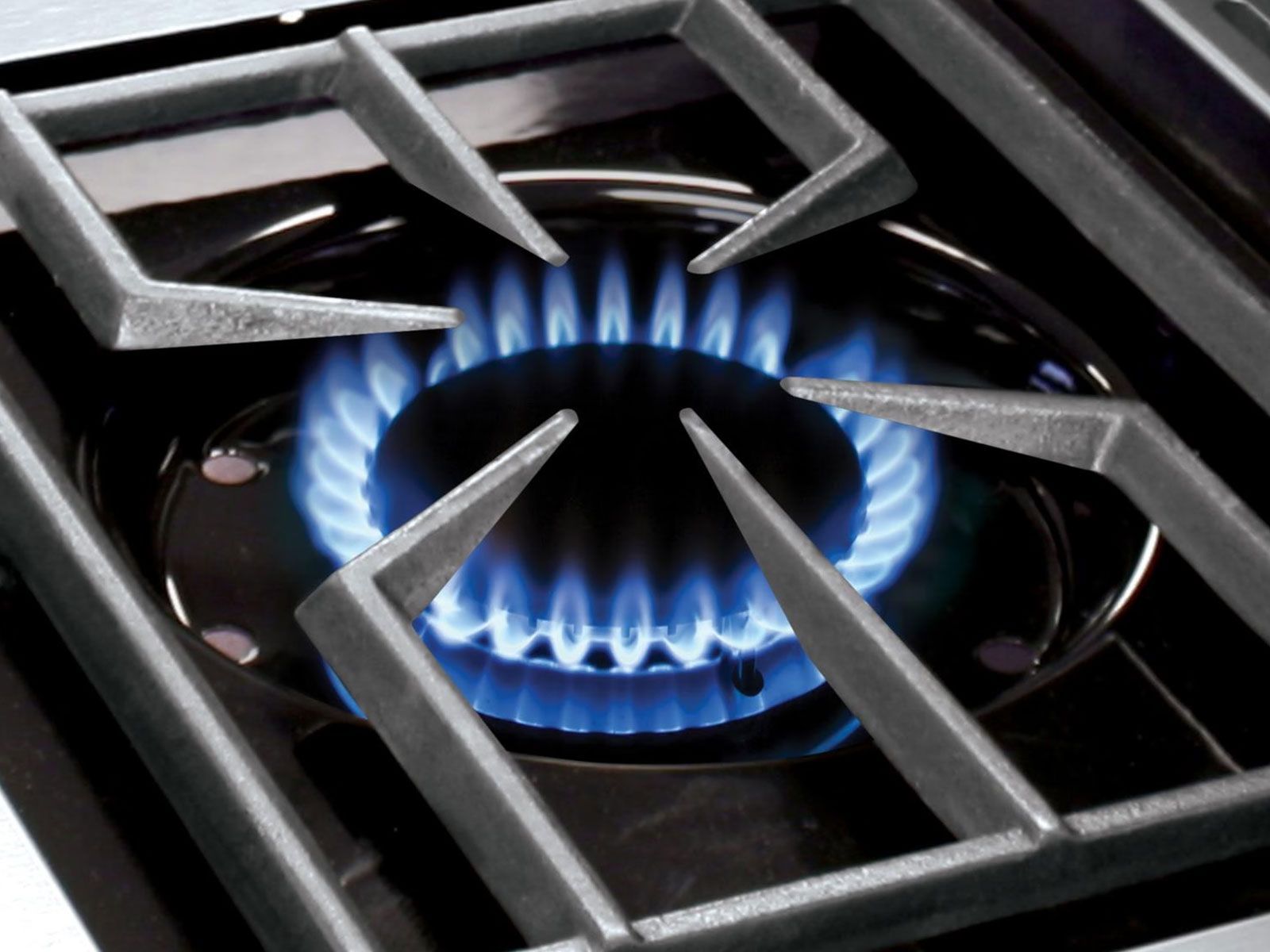 Broil King Imperial S 690i 6-Burner Gas Grill Center with Rotisserie, Side Burner & Granite Countertop