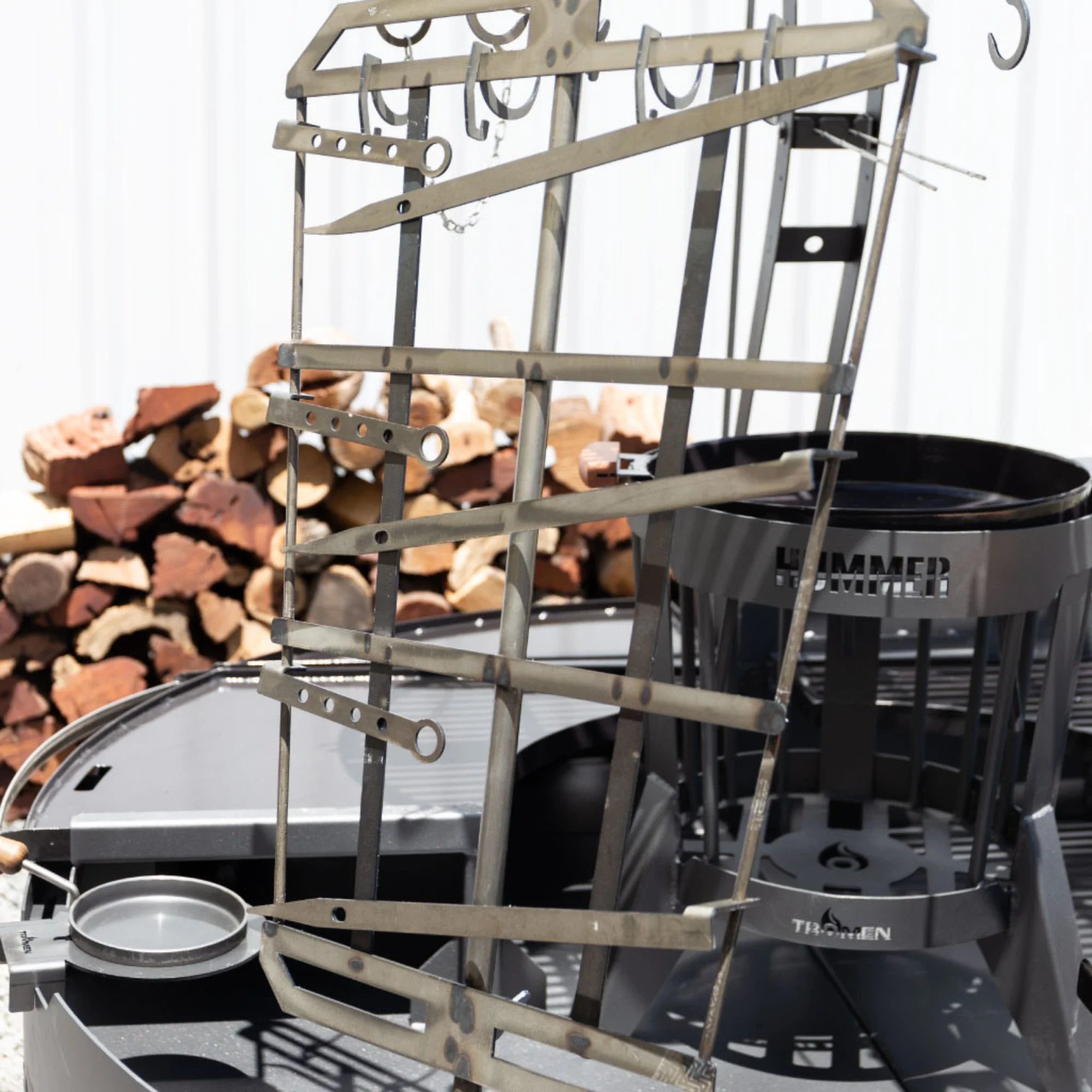 Tromen Hummer Firepit Open Fire Mega Grill with Oven